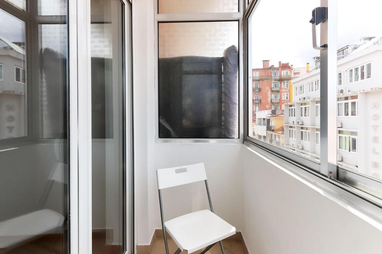 Sunny Flat City View By Homing Lisbon Exterior photo